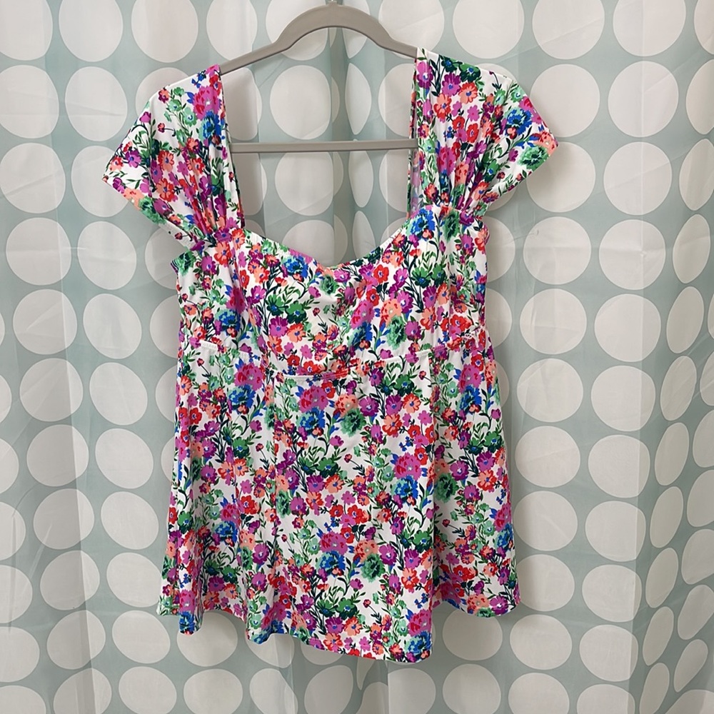 A Shore Fit Buena Vista Hip Solutions Shirred Sleeve Swim Top